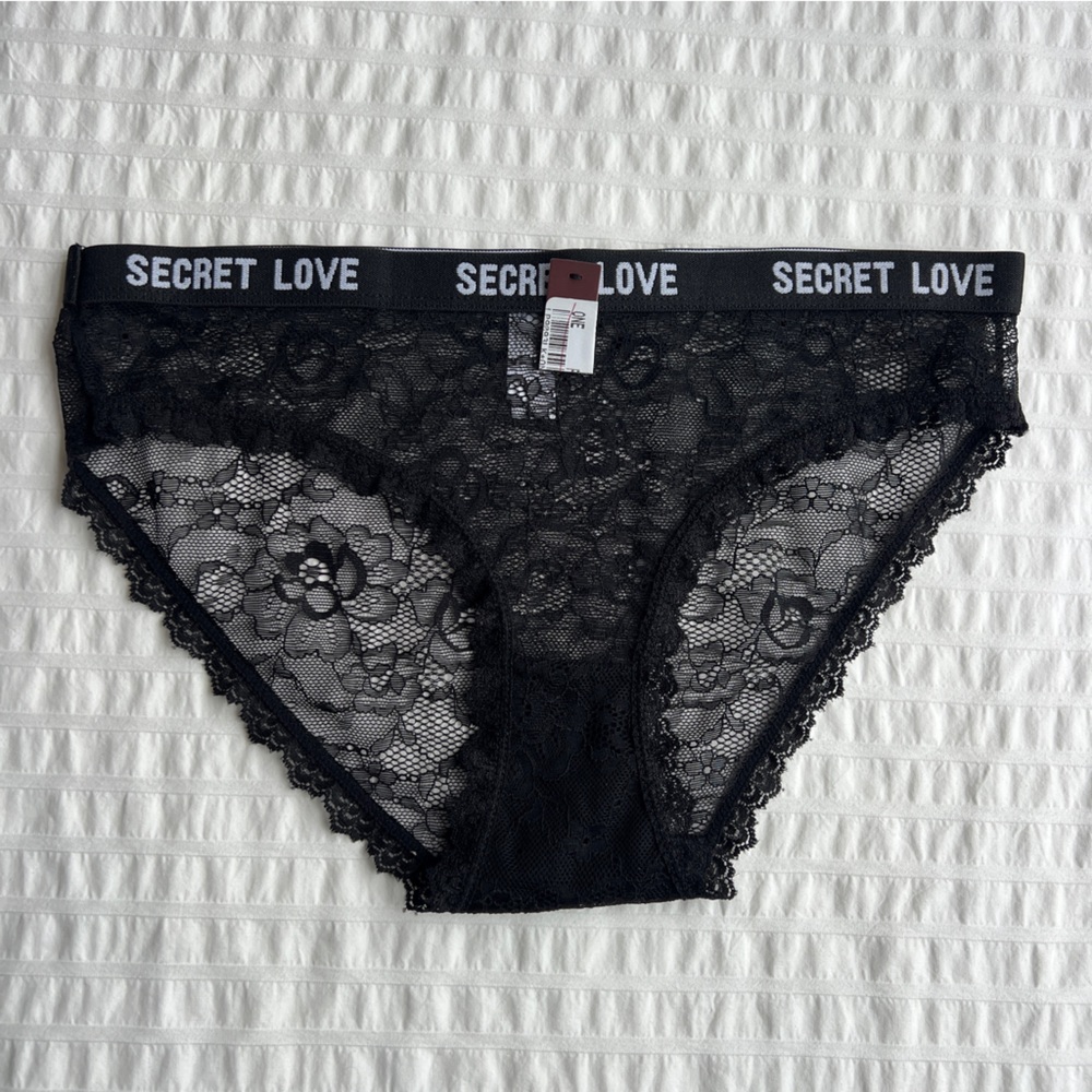 NWT Sofra Sheer Lace Bikini Panties in Black, M